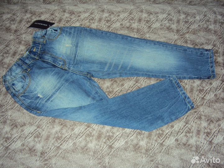 Джинсы 