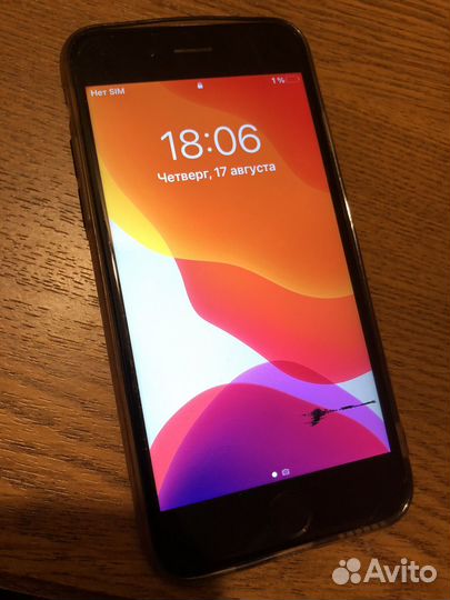 Телефон iPhone 6s