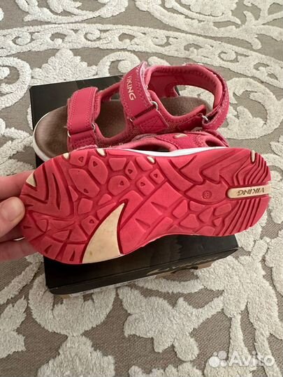 Сандалии для девочки