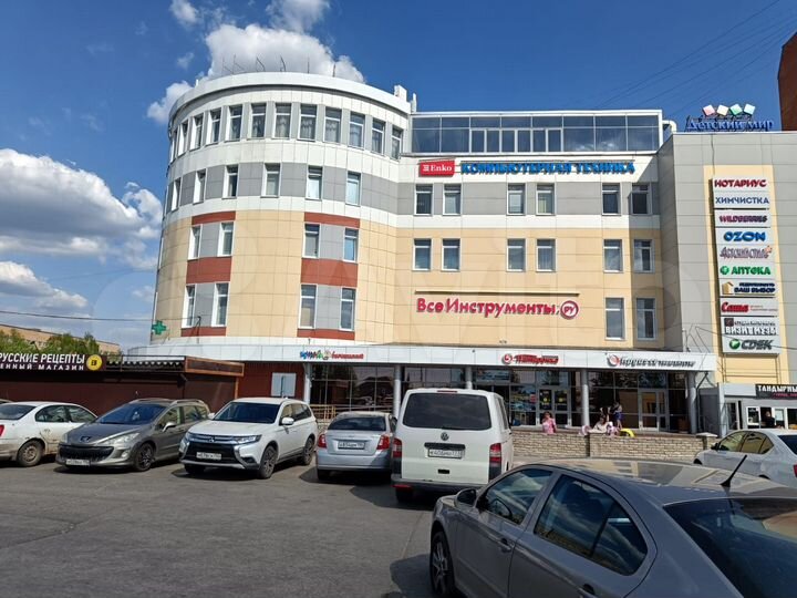 Продам торговое помещение, 61 м²