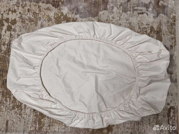 Простынь на резинке на детскую кроватку