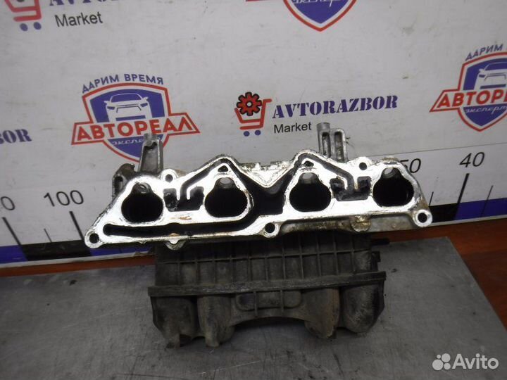 Коллектор впускной Honda Civic D16V 2003
