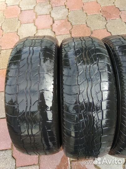 Bridgestone Dueler H/T 687 235/60 R16 100H