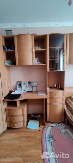 Спальный гарнитур