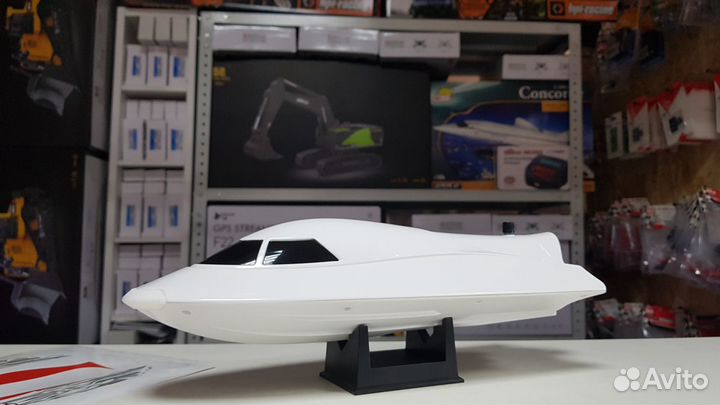 Радиоуправляемый катер Flytec V008 2.4G RTR