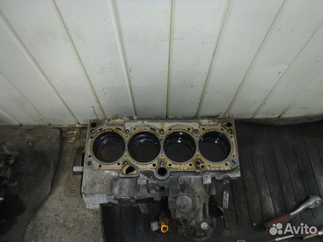 Поршень Volkswagen Golf plus BSE 2008