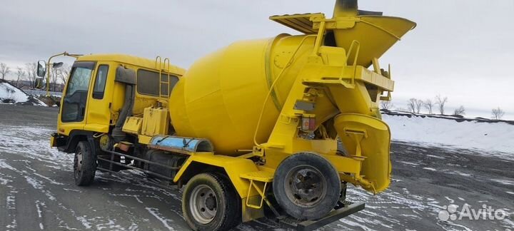 Автобетоносмеситель Isuzu Forward (F-Series), 1997