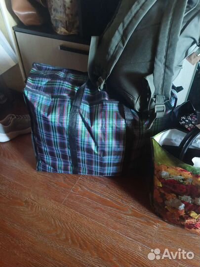 Сумка женских вещей