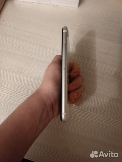 iPhone SE (2020), 128 ГБ