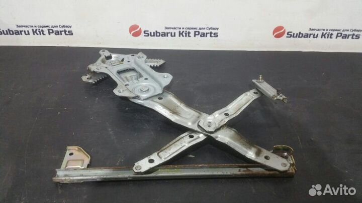 Стеклоподъемник задний правый Subaru Forester SG