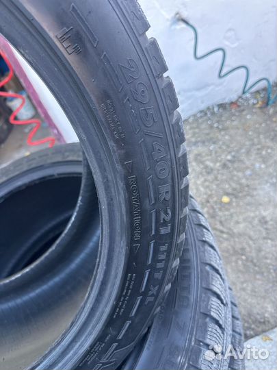 Nokian Tyres Hakkapeliitta 7 295/40 R21