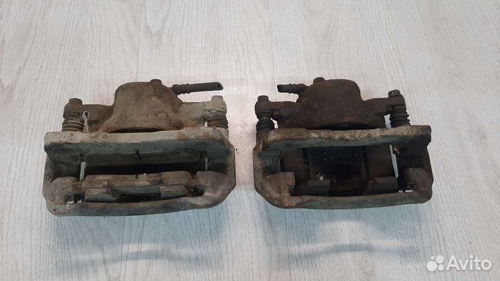 Суппорт передний Honda HR-V