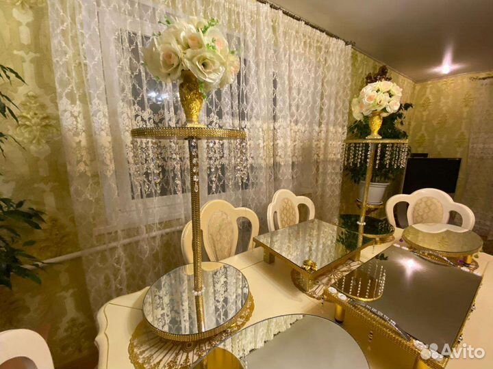 Подставка фуршетница на стол для закусок