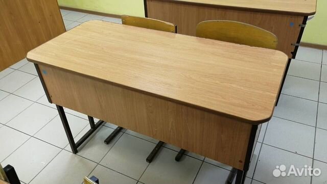школьница на парте Парты школьные купить в Самаре | Товары для дома и дачи | Авито