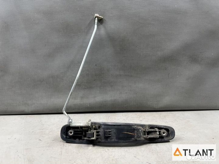 Ручка двери задний левый toyota estima