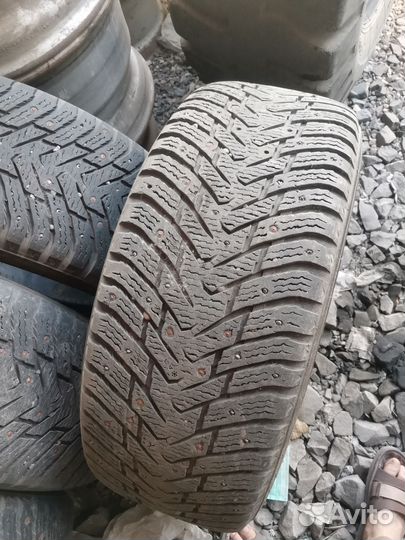 Nokian Tyres Hakkapeliitta 8 SUV 285/65 R18 28M