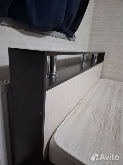 Двухспальная кровать с матрасом 160200