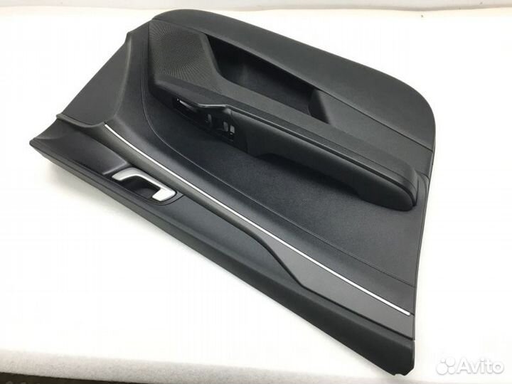 Обшивка двери передняя левая Kia K5 DL3 2.0 2021