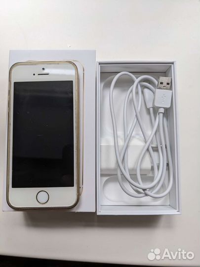 iPhone SE, 32 ГБ