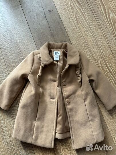 Carters Пальто на девочку