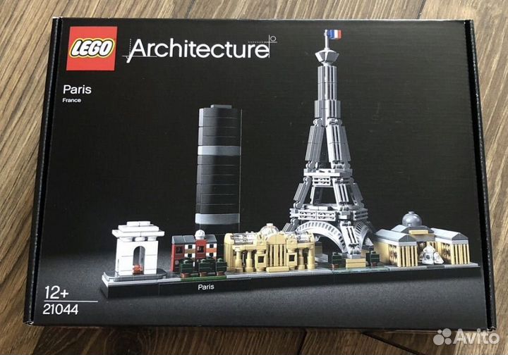 Lego architecture paris 21044