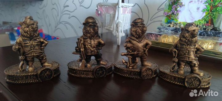 Статуэтки, копилки