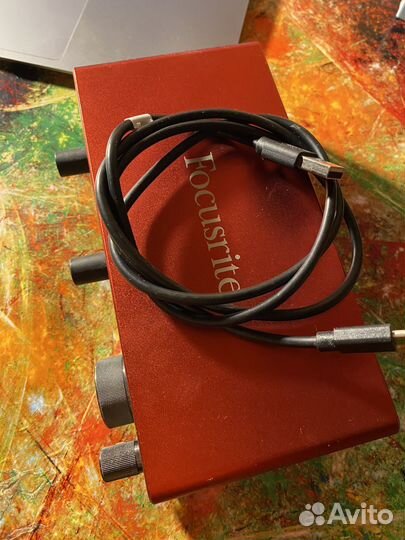 Focusrite scarlett 2i2