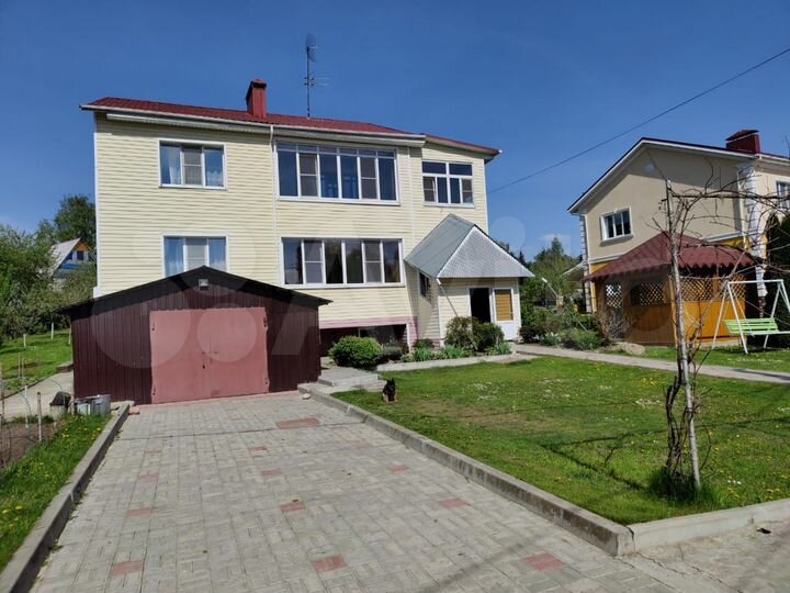 Дом 156 м² на участке 13 сот.