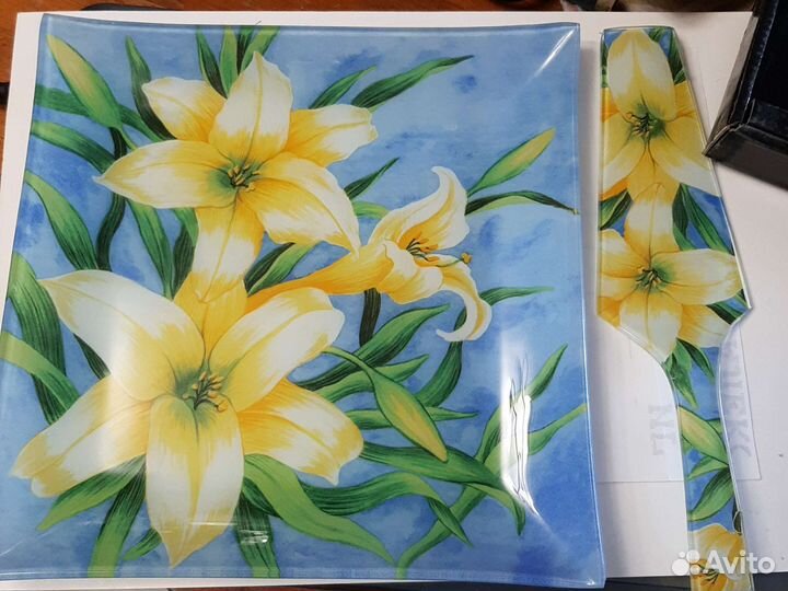 Блюдо квадратное с лопаткой