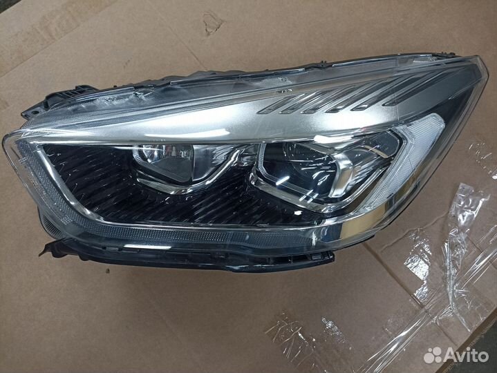 Фара левая Ford kuga 2