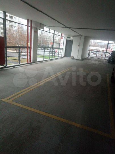 Машиноместо, 16 м²