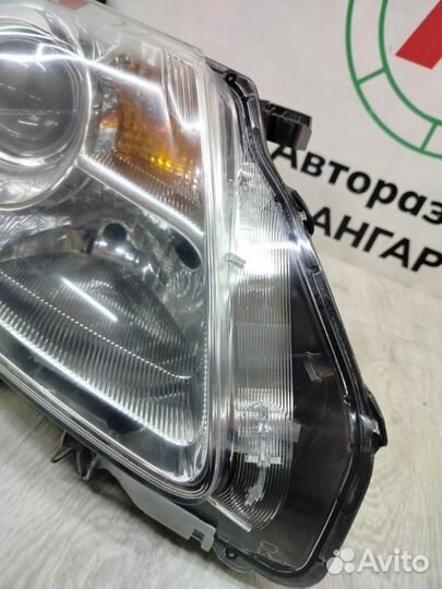 Фара передняя правая Toyota Avensis T270 1zrfae