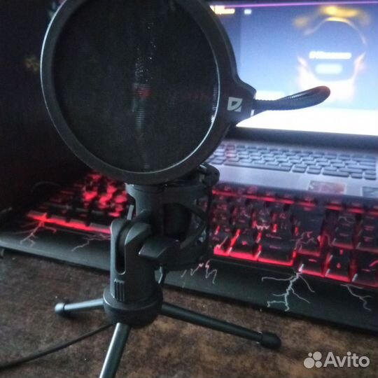 Ноутбук asus sonicmaster с полной гарнитурой