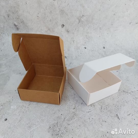Картонные коробки 7х7х3 см