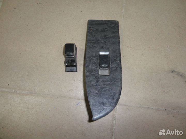 Кнопка стеклоподъёмника Suzuki Grand Vitara