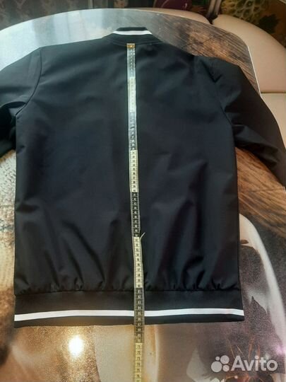 Ветровка 48р Армани ах
