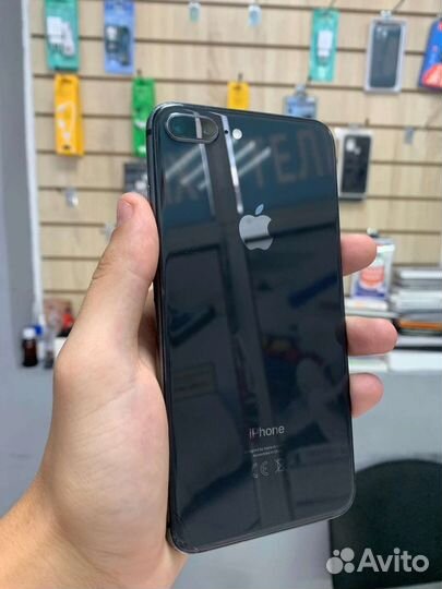 Телефон iPhone 8plus