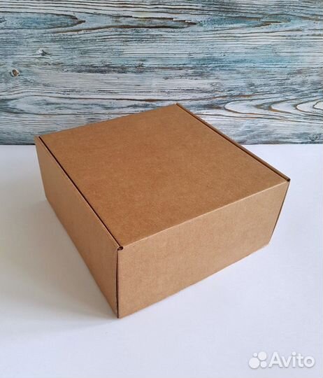 Коробка самосборная 22*22*10 см