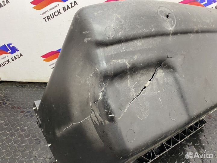 Левая часть верхней консоли Mercedes-Benz Actros