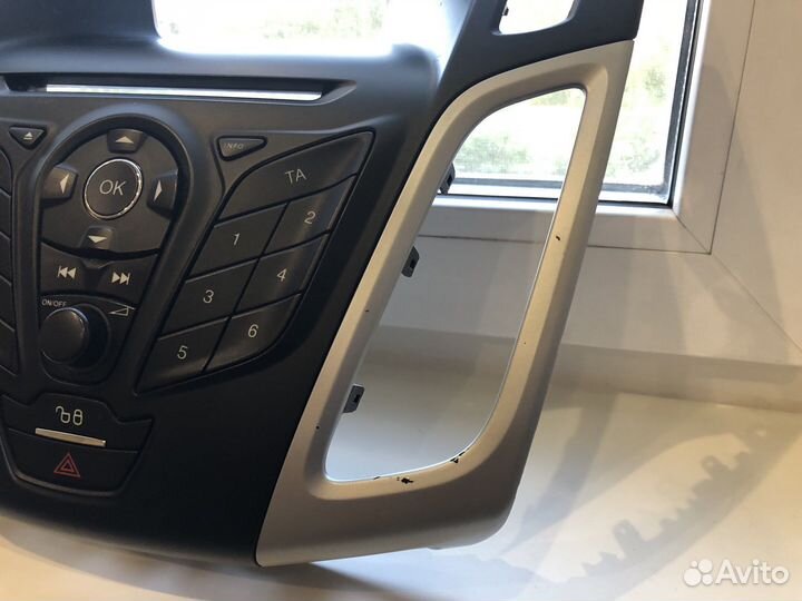 Рамка магнитолы ford focus 3