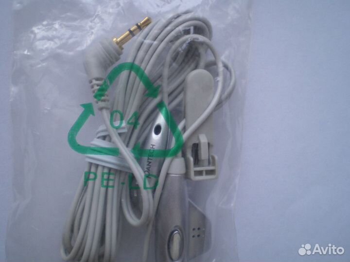 2.5 мм. Гарнитура проводная моно Pantech (наушник)