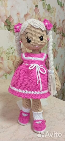 Кукла вязаная