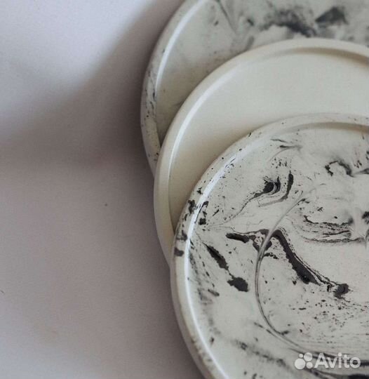 Декоративный поднос из гипса