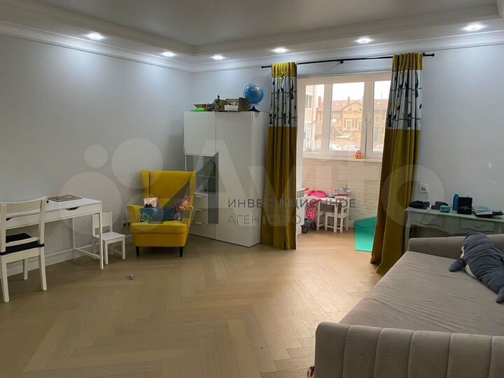 3-к. квартира, 112 м², 1/4 эт.