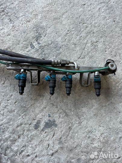 Топливная рампа Volkwagen Passat B5