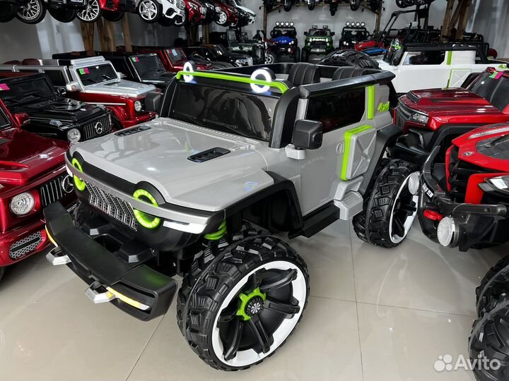 Детский электромобиль