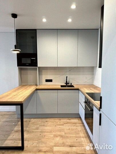Кухонный гарнитур в наличии