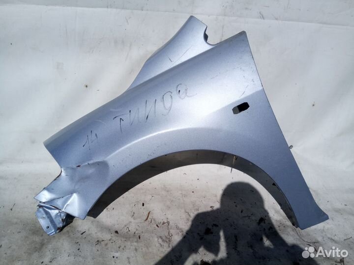 Крыло переднее левое Nissan Tiida 2012г