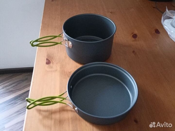 Новый походный котелок с половником и тарелочками