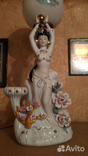 Светильник-статуэтка